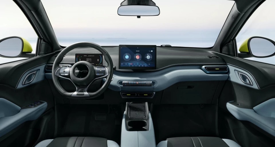 Интеллектуальная система салона BYD